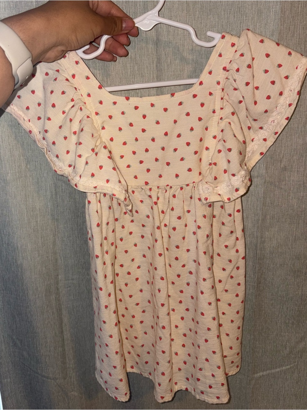 Cream Girls' Ruffle Sleeve Dress with Red strawberries